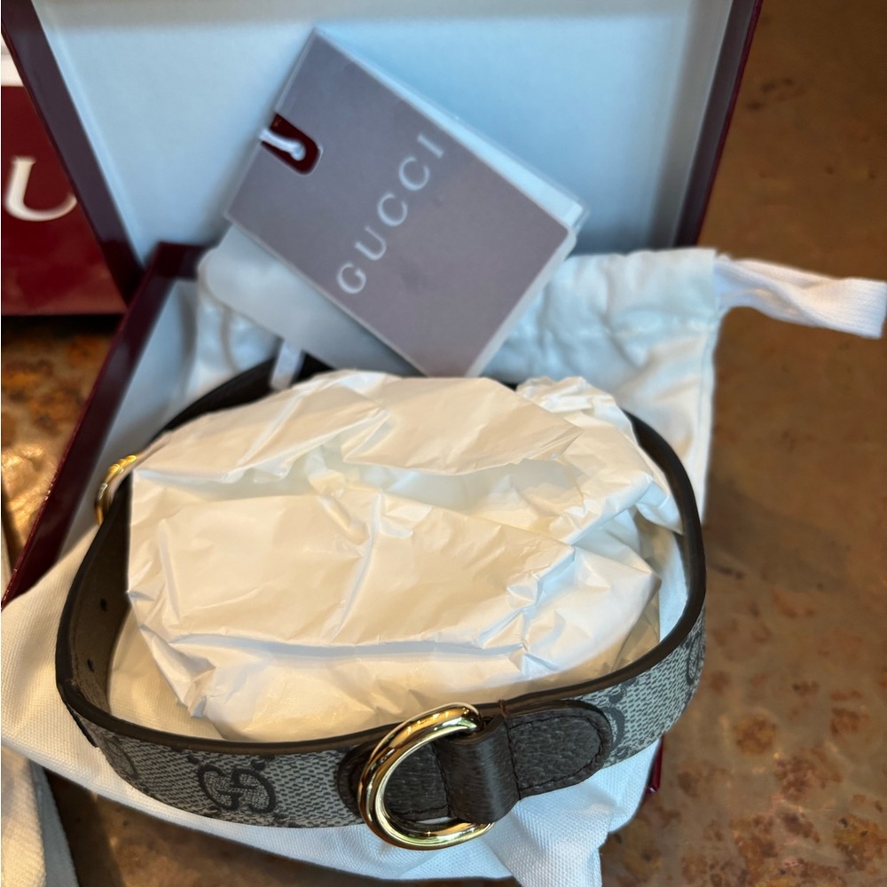 Gucci Burgundy and White Packaging